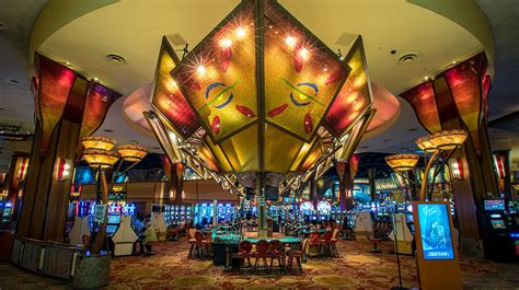 mohegan sun players club